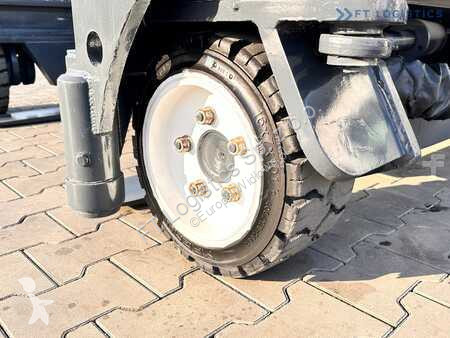 Stivuitor multidirectional Combilift