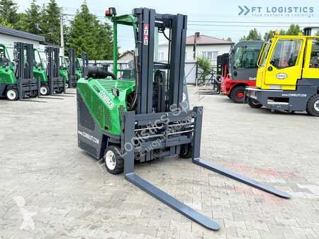Stivuitor multidirectional Combilift
