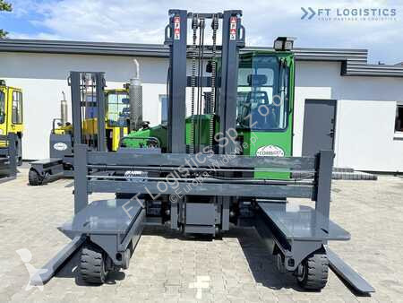 رافعة شوكية متعددة الاتجاهات Combilift
