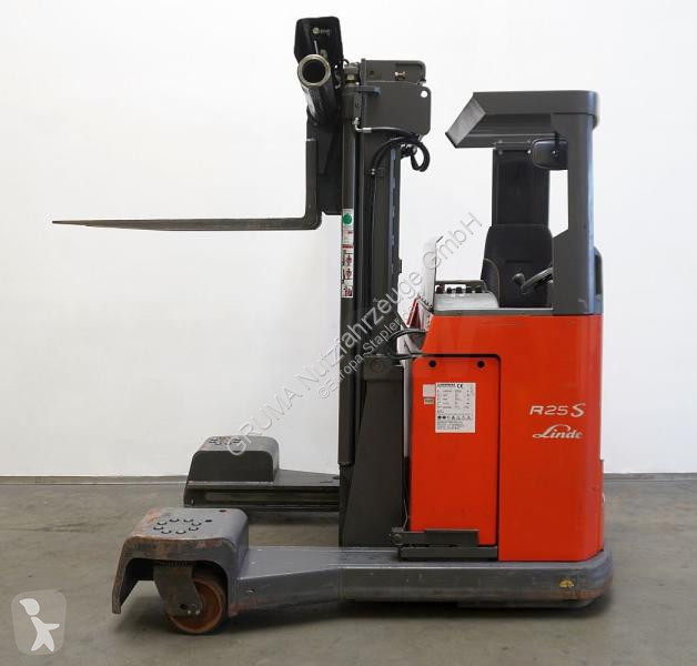Stivuitor multidirectional Linde  R 25 F 144