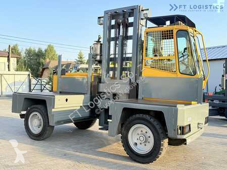 Stivuitor multidirectional Baumann