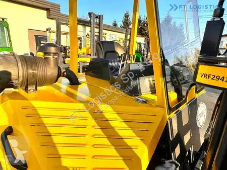 Štvorcestný vysokozdvižný vozík Combilift