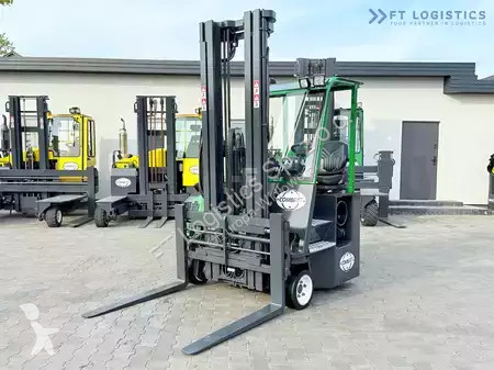 Štvorcestný vysokozdvižný vozík Combilift