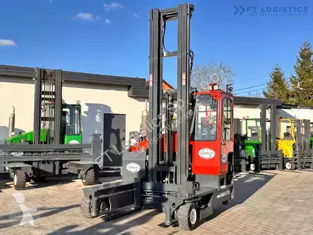 Štvorcestný vysokozdvižný vozík Combilift