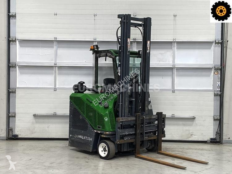 رافعة شوكية متعددة الاتجاهات Combilift  C3000CB