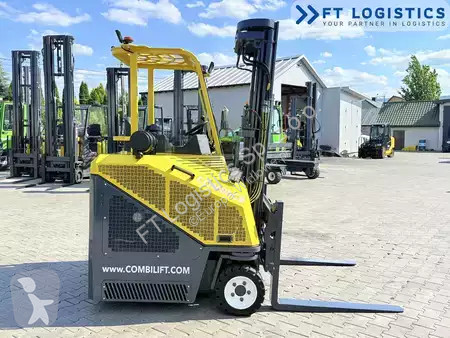 Stivuitor multidirectional Combilift