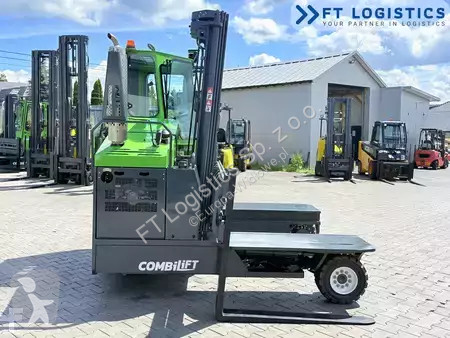 Многоходовой погрузчик Combilift