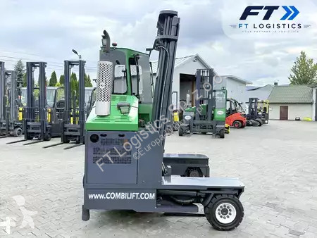 多向叉车 Combilift
