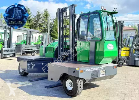 Stivuitor multidirectional Combilift