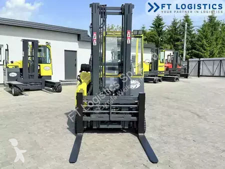 رافعة شوكية متعددة الاتجاهات Combilift