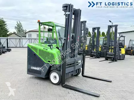 رافعة شوكية متعددة الاتجاهات Combilift