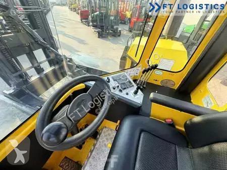 Stivuitor multidirectional Combilift