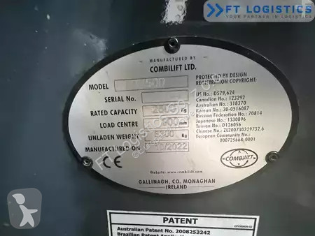 Многоходовой погрузчик Combilift