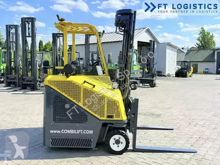 Stivuitor multidirectional Combilift