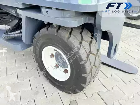 Chariot multidirectionnel Combilift