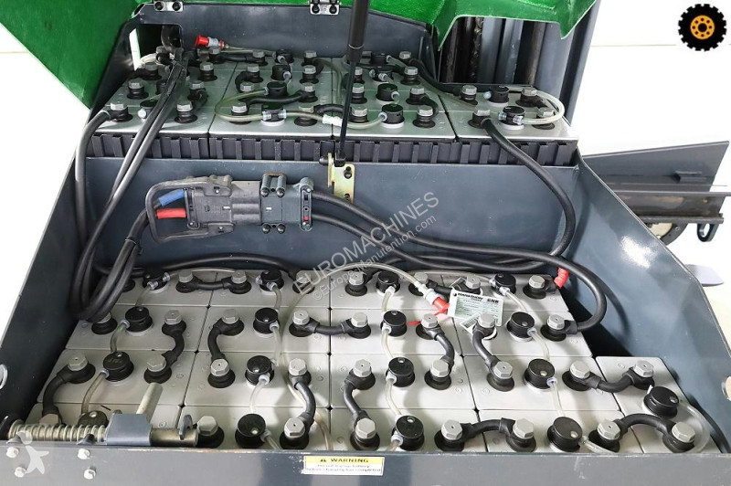 Chariot multidirectionnel Combilift  C-4000-ET