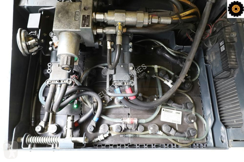 Chariot multidirectionnel Combilift  CBE-3000