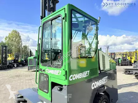 Štvorcestný vysokozdvižný vozík Combilift