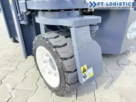 رافعة شوكية متعددة الاتجاهات Combilift