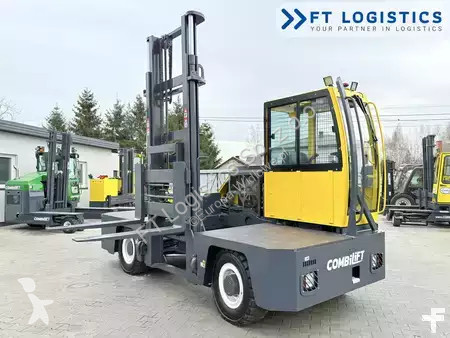 رافعة شوكية متعددة الاتجاهات Combilift