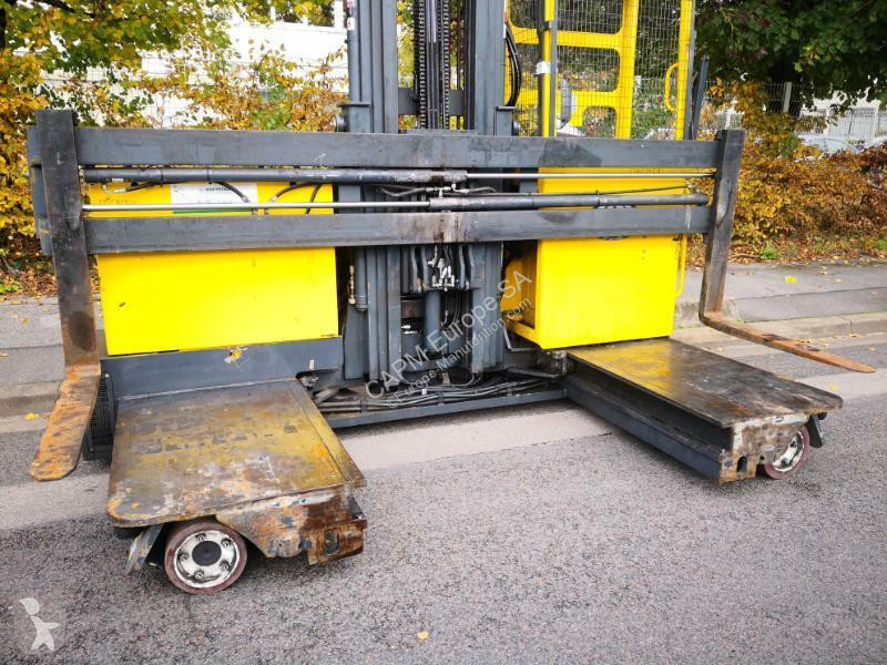 Empilhador multi direccional Combilift EST
