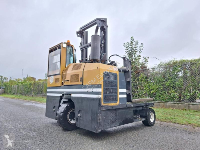 Empilhador multi direccional Combilift -15