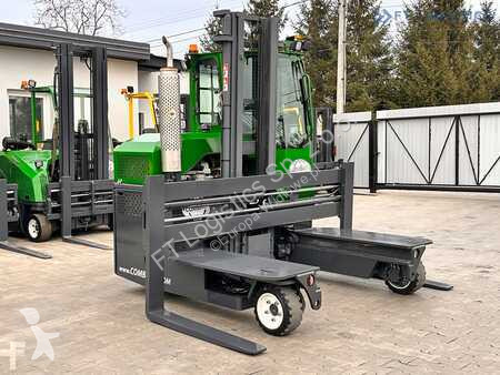 Stivuitor multidirectional Combilift