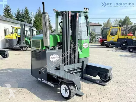 Štvorcestný vysokozdvižný vozík Combilift