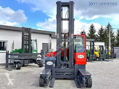 Štvorcestný vysokozdvižný vozík Combilift