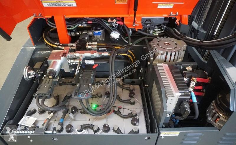 Многопосочен кар Combilift  CBE3000