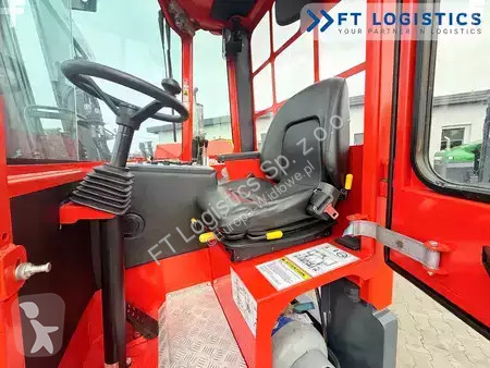 Štvorcestný vysokozdvižný vozík Combilift