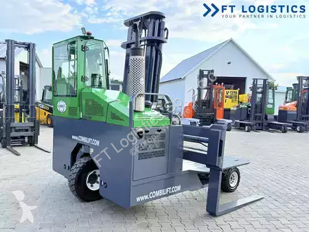 Многопосочен кар Combilift