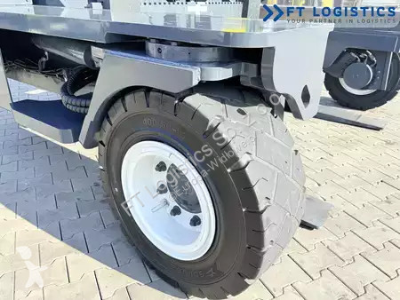 Многопосочен кар Combilift