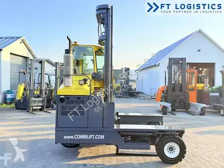 رافعة شوكية متعددة الاتجاهات Combilift