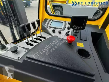 Многоходовой погрузчик Combilift