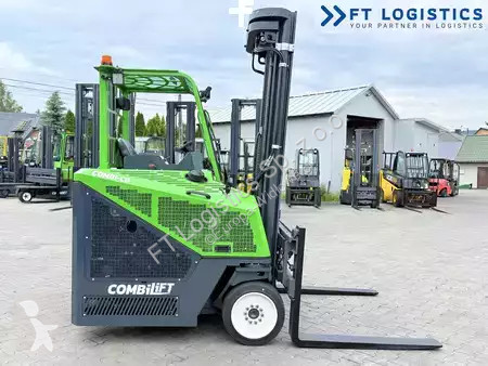 Многоходовой погрузчик Combilift