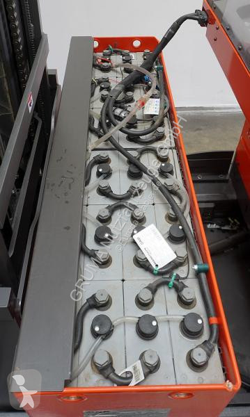 Chariot multidirectionnel Linde  R 25 F 8923