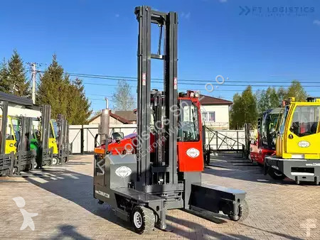 رافعة شوكية متعددة الاتجاهات Combilift
