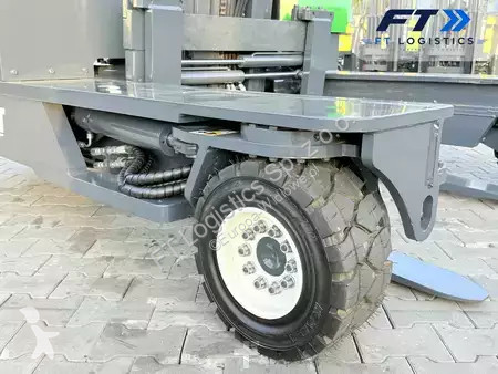 Stivuitor multidirectional Combilift