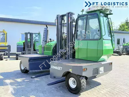 Stivuitor multidirectional Combilift