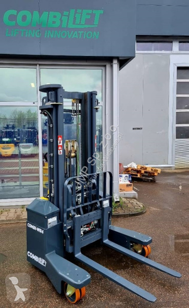 Stivuitor multidirectional  WR4 -  BRAND NEW on...