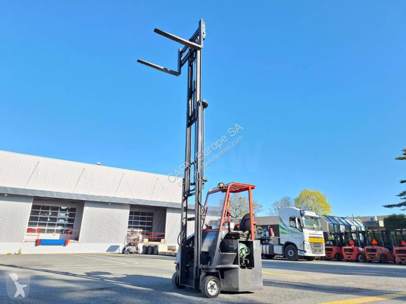 Stivuitor multidirectional Amlift  AGILIFT...