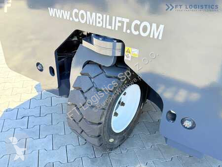 Stivuitor multidirectional Combilift
