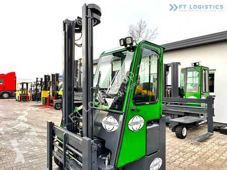 Stivuitor multidirectional Combilift