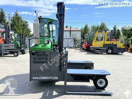 رافعة شوكية متعددة الاتجاهات Combilift