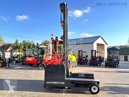 Štvorcestný vysokozdvižný vozík Combilift