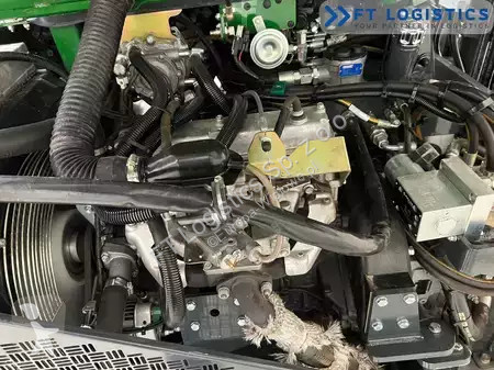 Štvorcestný vysokozdvižný vozík Combilift