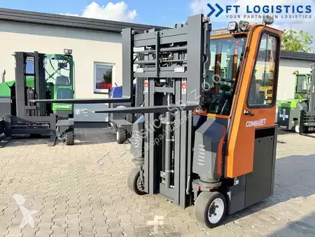 Stivuitor multidirectional Combilift