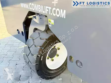 Vozík pro jízdu více směry Combilift