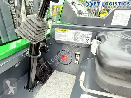 Многоходовой погрузчик Combilift